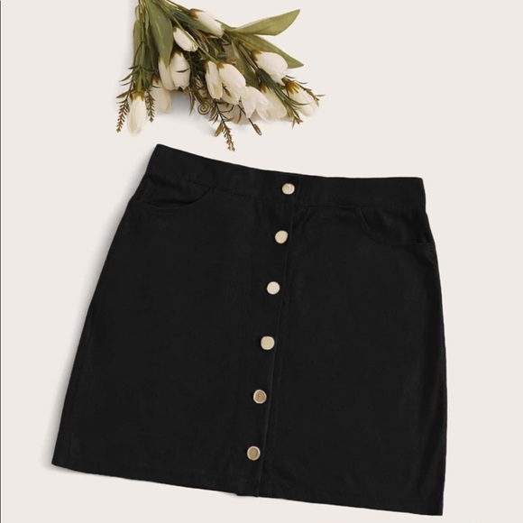 Zara Dresses & Skirts - 🔥Zara Faux suede black skirt